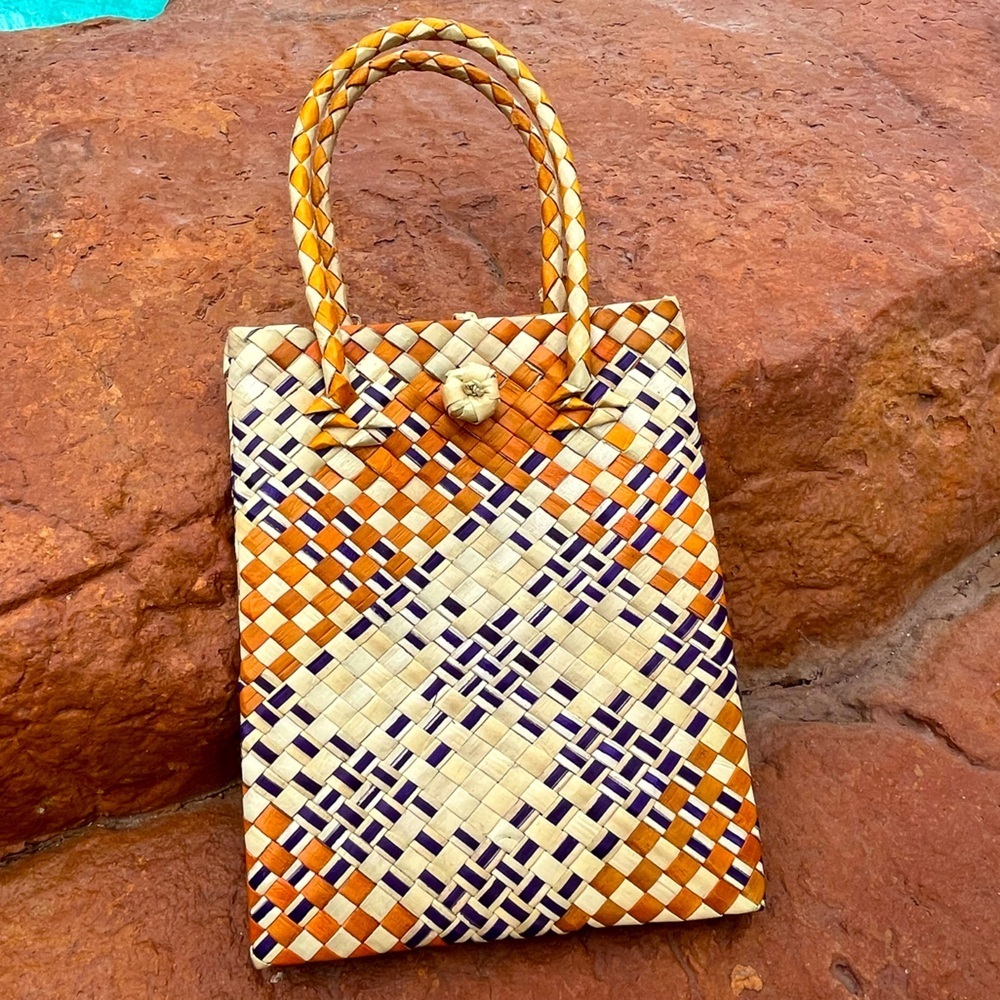 3 Hand Woven Mini Tote Bags Handwoven Wicker Boho Mini Market Lunch Bag - Picture 2 of 4